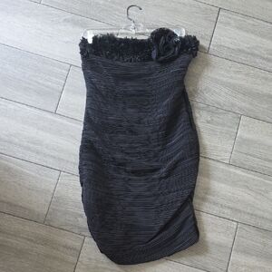 Black Strapless Ruched Sheath Dress for Night Out